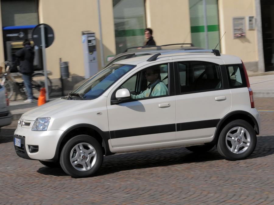  Fiat Panda 4x4 Climbing 2009 года  (фото 2 из 16)